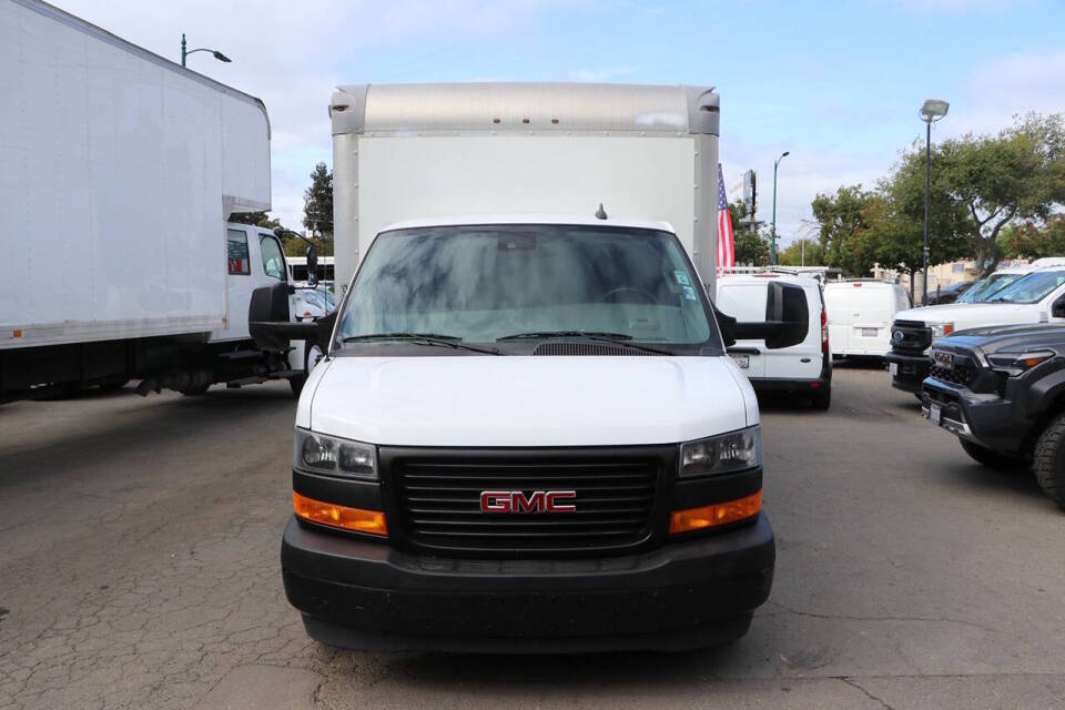 gmc savana cutaway 2021 7GZ37TC78MN008510 image gmc savana cutaway 2021 7GZ37TC78MN008510 image